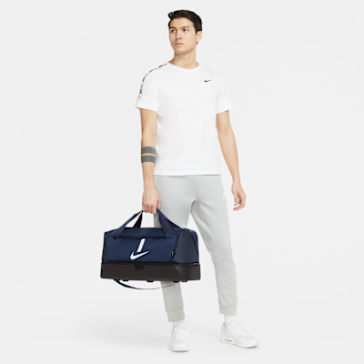 Sac de football rigide Nike Academy Team (taille moyenne, 37 L)