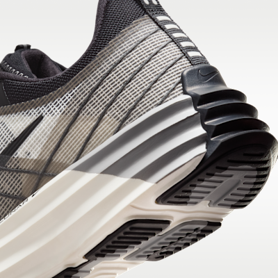 รองเท้าผู้ชาย Nike Lunar Roam