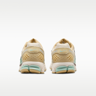 รองเท้าผู้ชาย Nike Zoom Vomero 5 SE