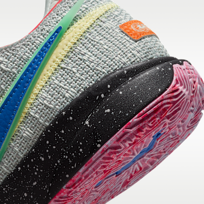 LeBron XX EP Basketball Shoes