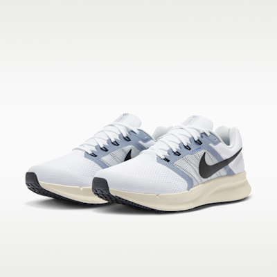 Nike Run Swift 3 男款路跑鞋