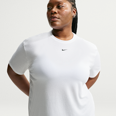 Nike One Relaxed Dri-FIT Kısa Kollu Kadın Üstü (Büyük Beden)