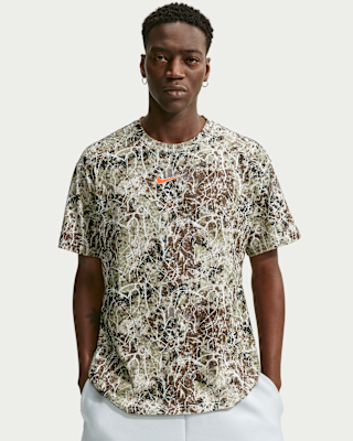 Женская футболка Nike Sportswear