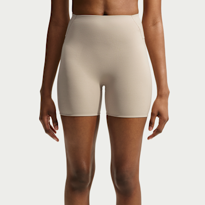 NikeSKIMS Studio Stretch 13 cm Kadın Şortu görsel 2