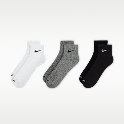 Nike Everyday Plus Cushioned Training Ankle Socks (3 Pairs)