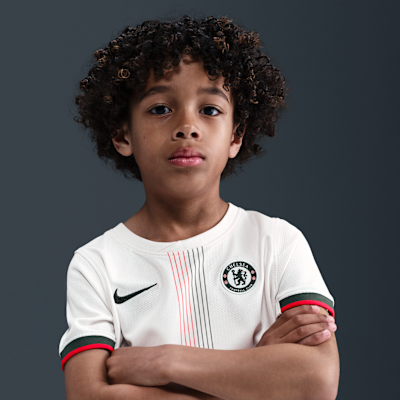 Chelsea FC 2025/26 Stadium (bortedrakt) Nike Football Replica draktsett i tre deler til små barn