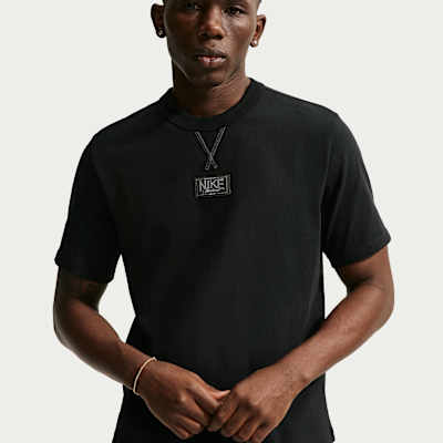 Nike Sportswear Premium Essentials Tişört