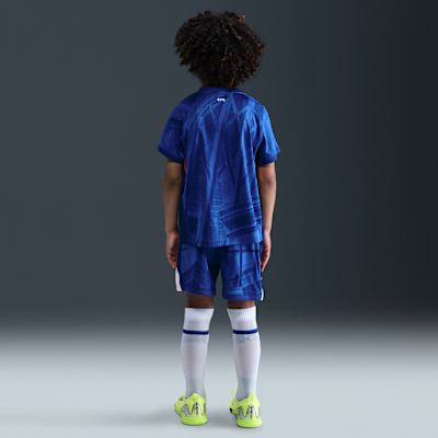 Chelsea F.C. 2025/26 Stadium Home Younger Kids' Nike Football Replica 3-Piece Kit