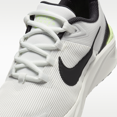 รองเท้าวิ่งโร้ดรันนิ่งเด็กโต Nike Star Runner 4