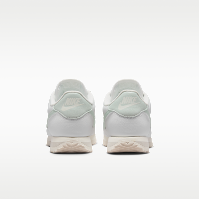 รองเท้าผู้หญิง Nike Cortez Leather