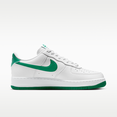 รองเท้าผู้ชาย Nike Air Force 1 '07