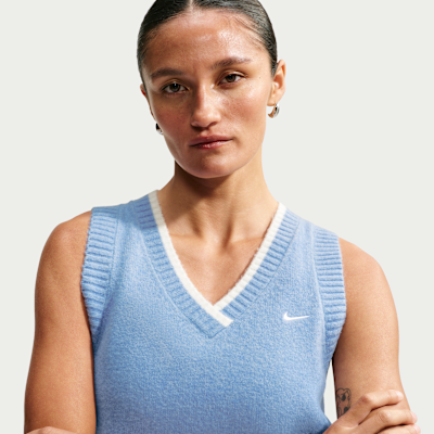 Nike Sportswear Chill Knit Bol Kesimli Kolsuz Kadın Süveteri görsel 3