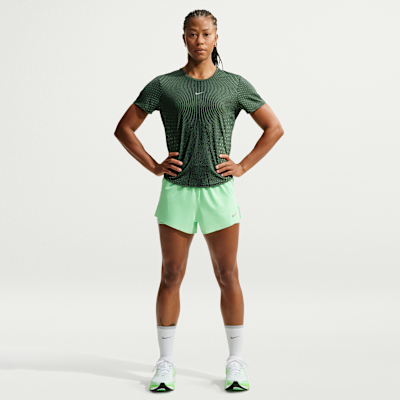 Nike Swift Aero-FIT Kısa Kollu Kadın Koşu Üstü görsel 4