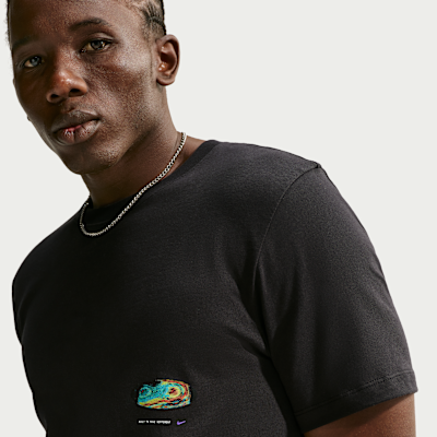 Nike Sportswear Erkek Tişörtü görsel 3