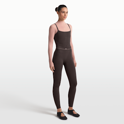 NikeSKIMS Ribbed Seamless Women's High-Waisted 26" Leggings