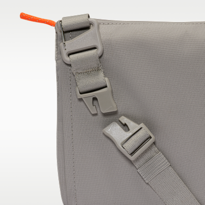 Nike ACG 'DAYMAX' Cross-body Bag (3L)