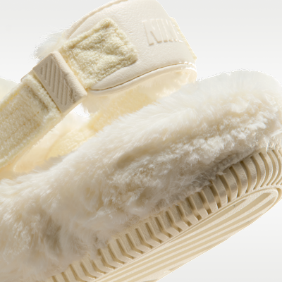 Nike Calm SE Women's Mules