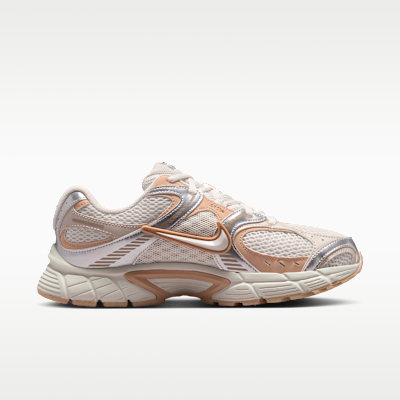 Nike V5 RNR Yansıtıcı Tasarım Vurgulu Kadın Ayakkabısı görsel 3