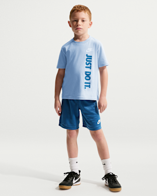 Детская футболка Nike Sportswear Little Kids' "Just Do It" Graphic and Mesh Shorts Set