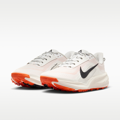 Nike ACG Pegasus Trail Arazi Tipi Kadın Koşu Ayakkabısı görsel 5