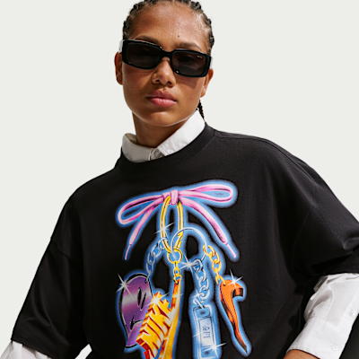 Nike — Nike Sportswear Classic Women'S Oversized T Shirt