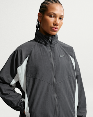 Женская куртка Nike Sportswear Woven