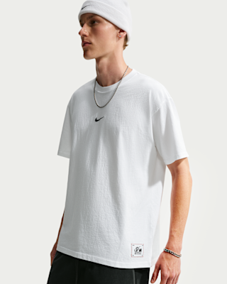 Женская футболка Nike Sportswear