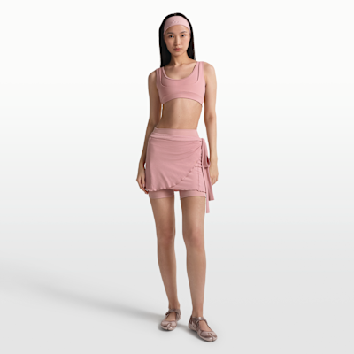 NikeSKIMS Matte BH med dubbla band och djup halsringning för kvinnor