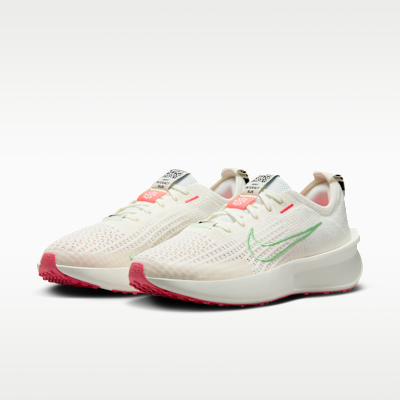 Nike Interact Run Women's Road Running Shoes