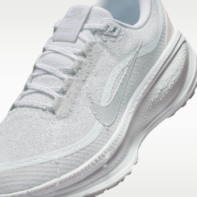 Nike Vomero 18 GORE-TEX Men's Waterproof Road Running Shoes with Reflective Accents