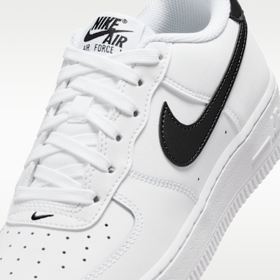 Nike Air Force 1 Older Kids' Shoes