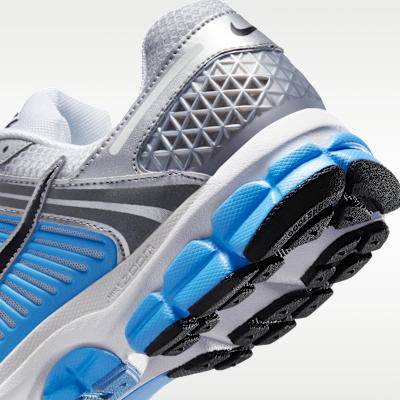 รองเท้าผู้ชาย Nike Zoom Vomero 5