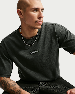 Женская футболка Nike Sportswear Premium Essentials