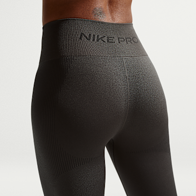 Nike Pro Seamless Yüksek Belli Bilek Üstü Kadın Taytı görsel 3