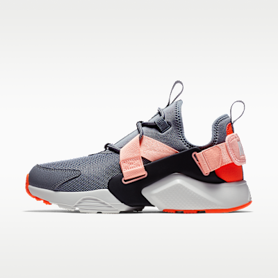 Nike Air Huarache City Low