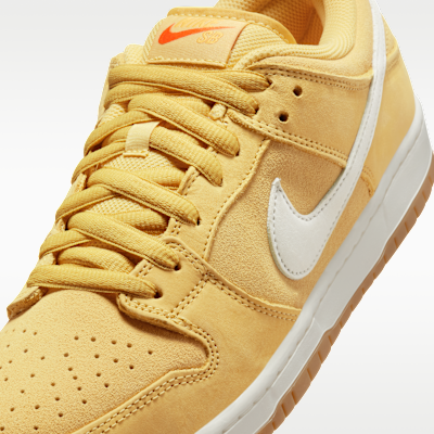 Nike SB Dunk Low Pro Skate Shoes
