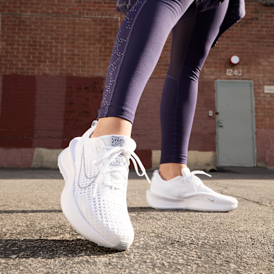 Nike Interact Run Women's Road Running Shoes