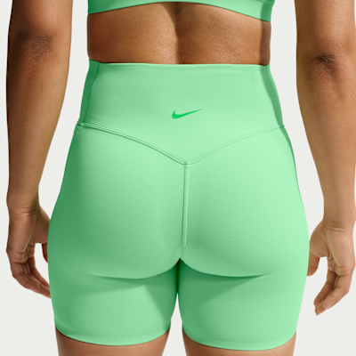 Nike Universa Yüksek Belli Ön Dikişsiz 13 cm Kadın Bisiklet Şortu görsel 3