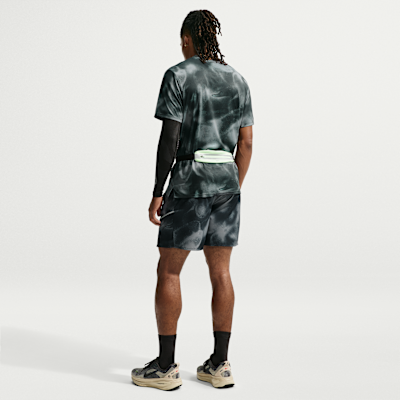 Nike Miler Dri-FIT Kısa Kollu Erkek Koşu Üstü görsel 5