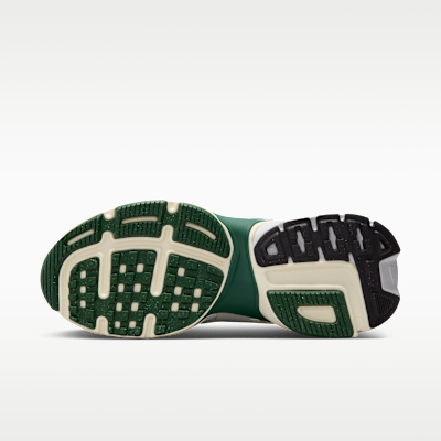 รองเท้าผู้หญิง Nike V2K Run พร้อมส่วนเน้นสะท้อนแสง