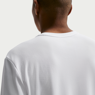 Nike Miler Dri-FIT Kısa Kollu Erkek Koşu Üstü görsel 2