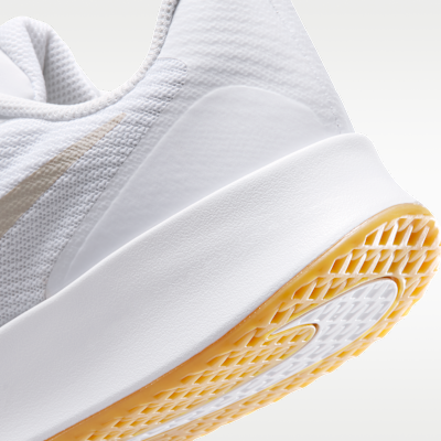 Nike Vapor Lite 3 Sert Kort Kadın Tenis Ayakkabısı görsel 8