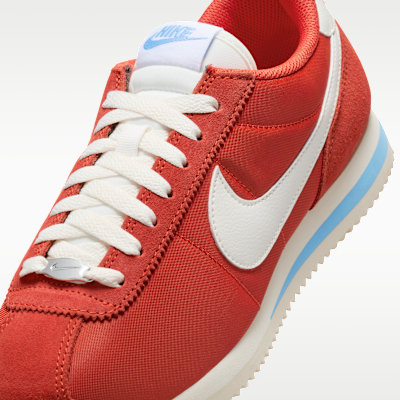 รองเท้าผู้หญิง Nike Cortez Textile