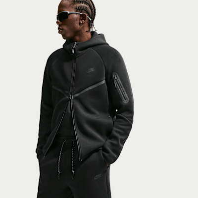 Nike Tech Fleece Erkek Şortu görsel 4