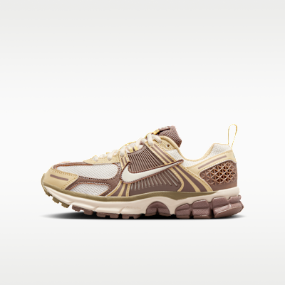 Nike Vomero 5 - Big Kids' Shoes with Reflective Accents