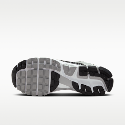 나이키 줌 보메로 5 남성 신발