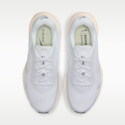 Nike Journey Run hardloopschoenen voor dames (straat)