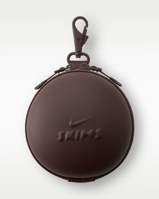 NikeSKIMS Hardshell Round Case til kvinder. Nike DK