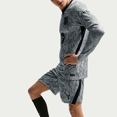 Nike FC Barcelona 2026/27 Stadyum Deplasman Kaleci Kobe Dri-FIT Erkek Futbol Taraftar Şortu görsel 4