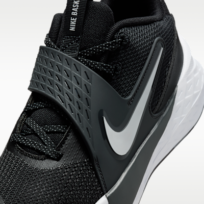 Nike Team Hustle D 12 Tenis de básquetbol para niños grandes